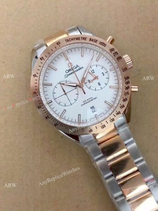 replica High Quality China Omega Speedmaster 2-Tone Chronograph WATCHES 1