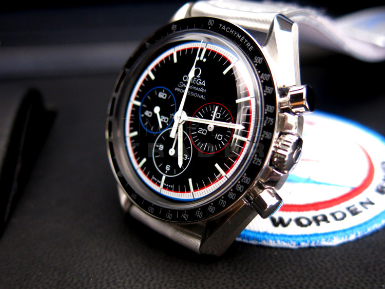 Omega Speedmaster 311.30.42.30.01.003 Stainless Steel Cal 1861 Manual WATCHES 2