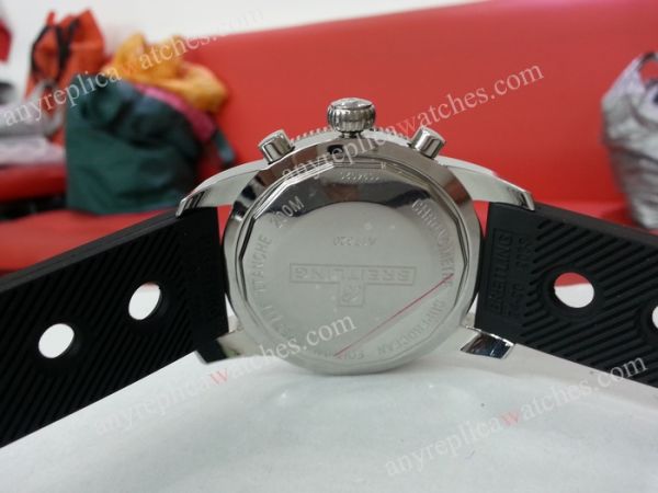 Breitling Superocean Heritage Chronograph w/ Rubber band WATCHES 2