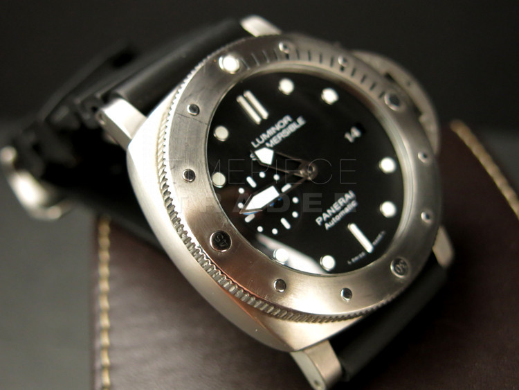 replica Panerai Luminor Submersible PAM1305 Titanium Automatic WATCHES 3