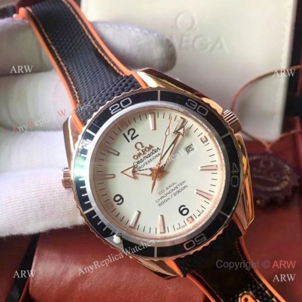 replica Omega Seamaster Planet Ocean Men es Rose Gold Omega Clone WATCHES 3