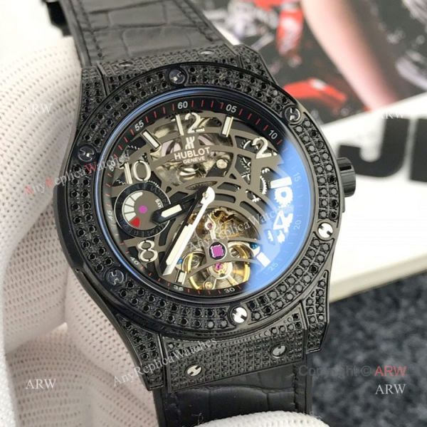 replica New Hublot Classic Fusion Rose Gold Diamond Black Face WATCHES 3