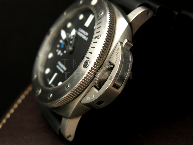 replica Panerai Luminor Submersible PAM1305 Titanium Automatic WATCHES 4