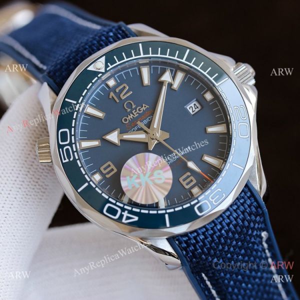 replica Best Quality Omega Seamaster Planet Ocean Automatic es Gray Face WATCHES 4
