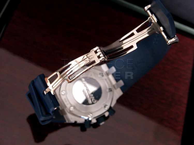replica Audemars Piguet Royal Oak Offshore Chronograph Lady 26092ck.zz.d021ca.01 18k White Gold Automatic Chronograph WATCHES 7