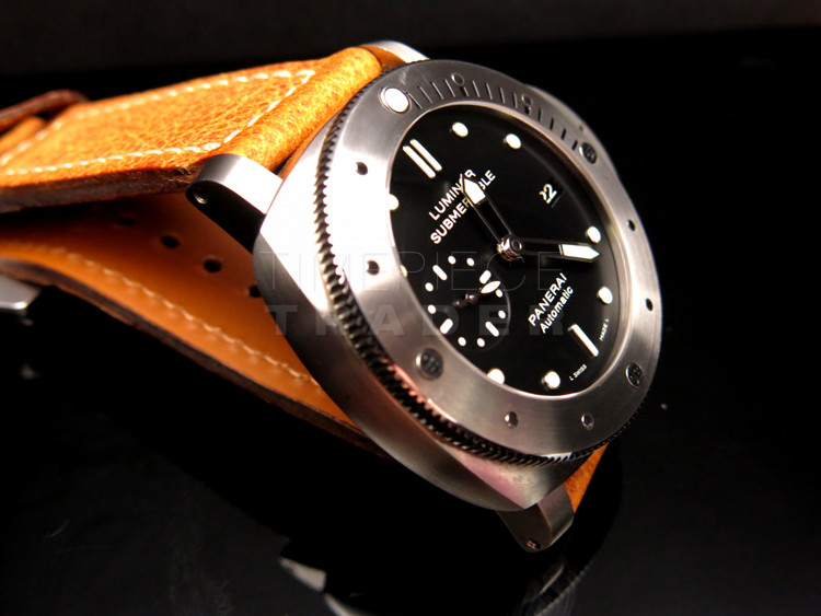 replica Panerai Submersible PAM305 Titanium Automatic self-winding WATCHES 8